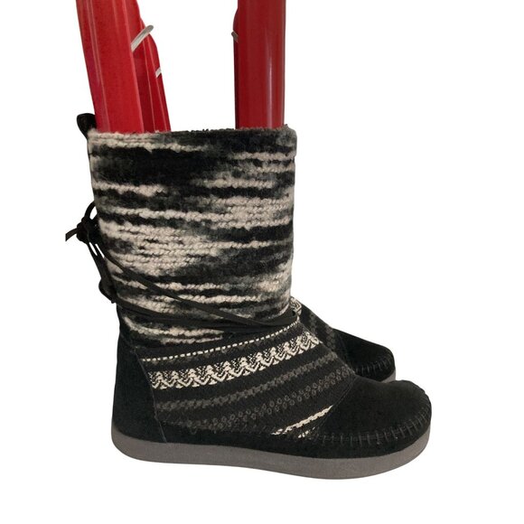 Toms Women's size 8 Black Gray Patterned Mid-Calf winter snow Boots - Picture 4 of 7